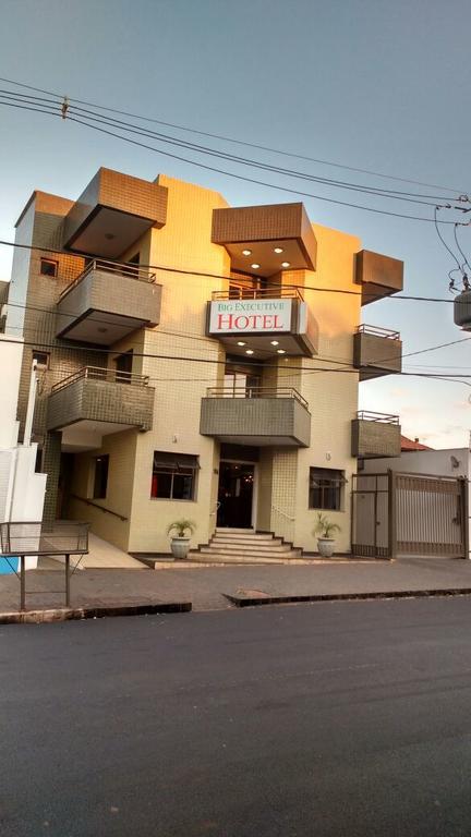 Big Executive Hotel Araguari Exterior photo